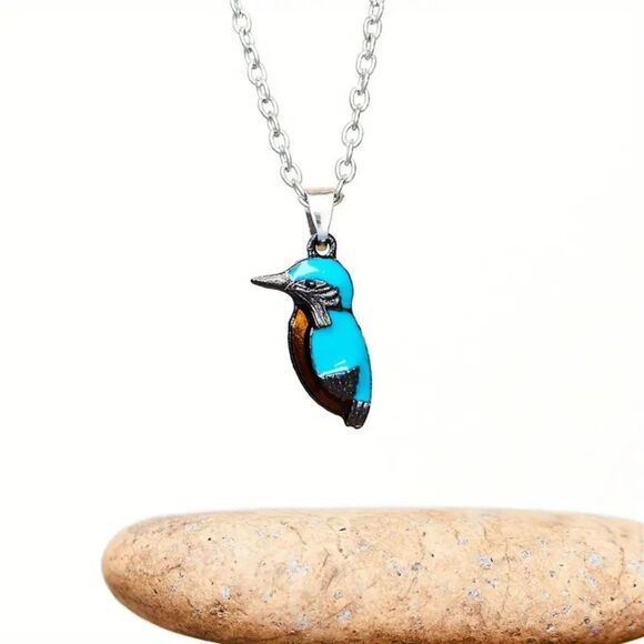 Gorgeous Turqouise Hummingbird Charm Pendant Necklace - Picture 1 of 5